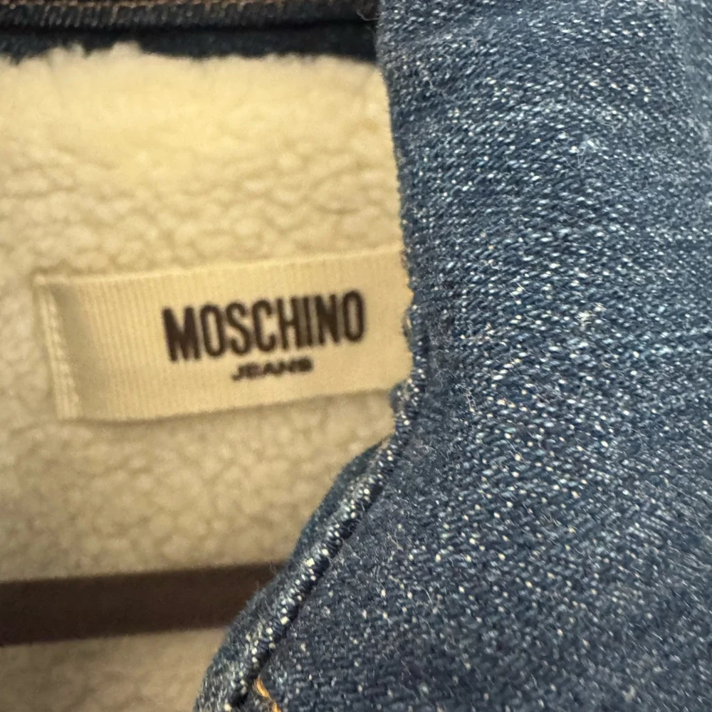 LOW START!! Moschino Jeans Blue Denim Jacket with Shirt Collar - Picture 3 of 12